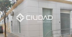 Local comercial reformado en zona semicentro