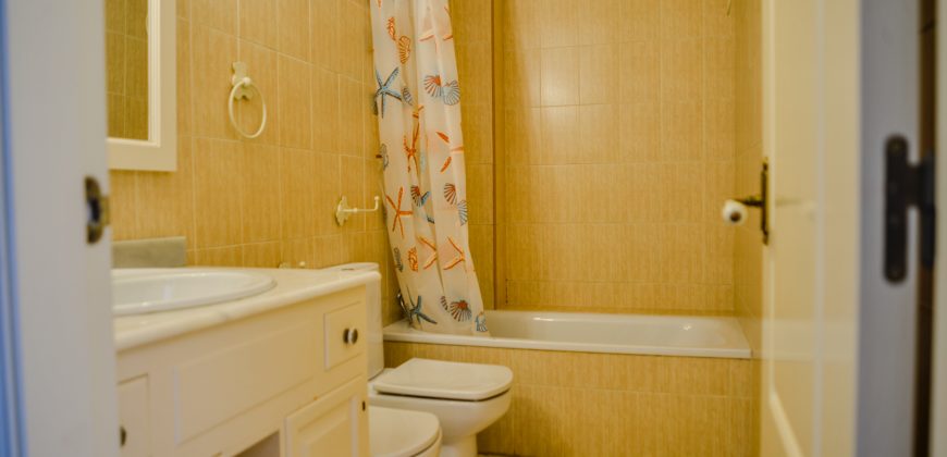 EXCLUSIVO CHALET EN VENTA EN PLENO CORAZÓN DE CAMAS