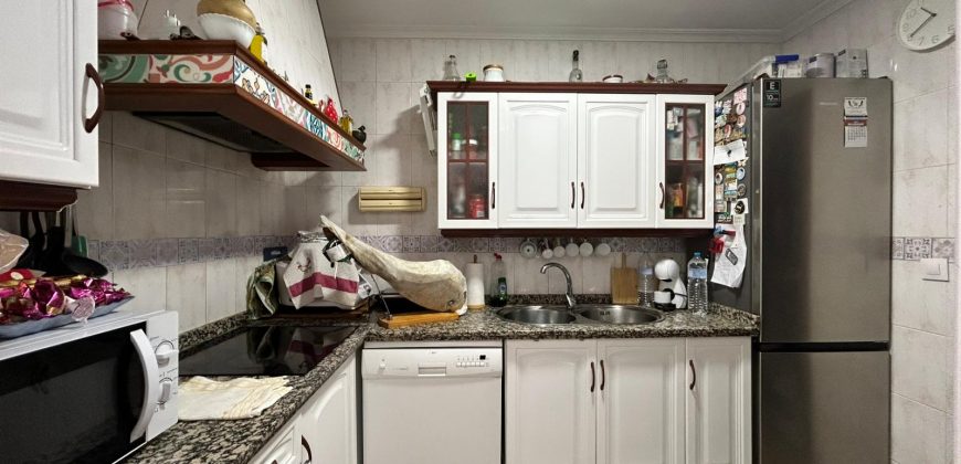 CASA EN BARRIO LA GUITA.