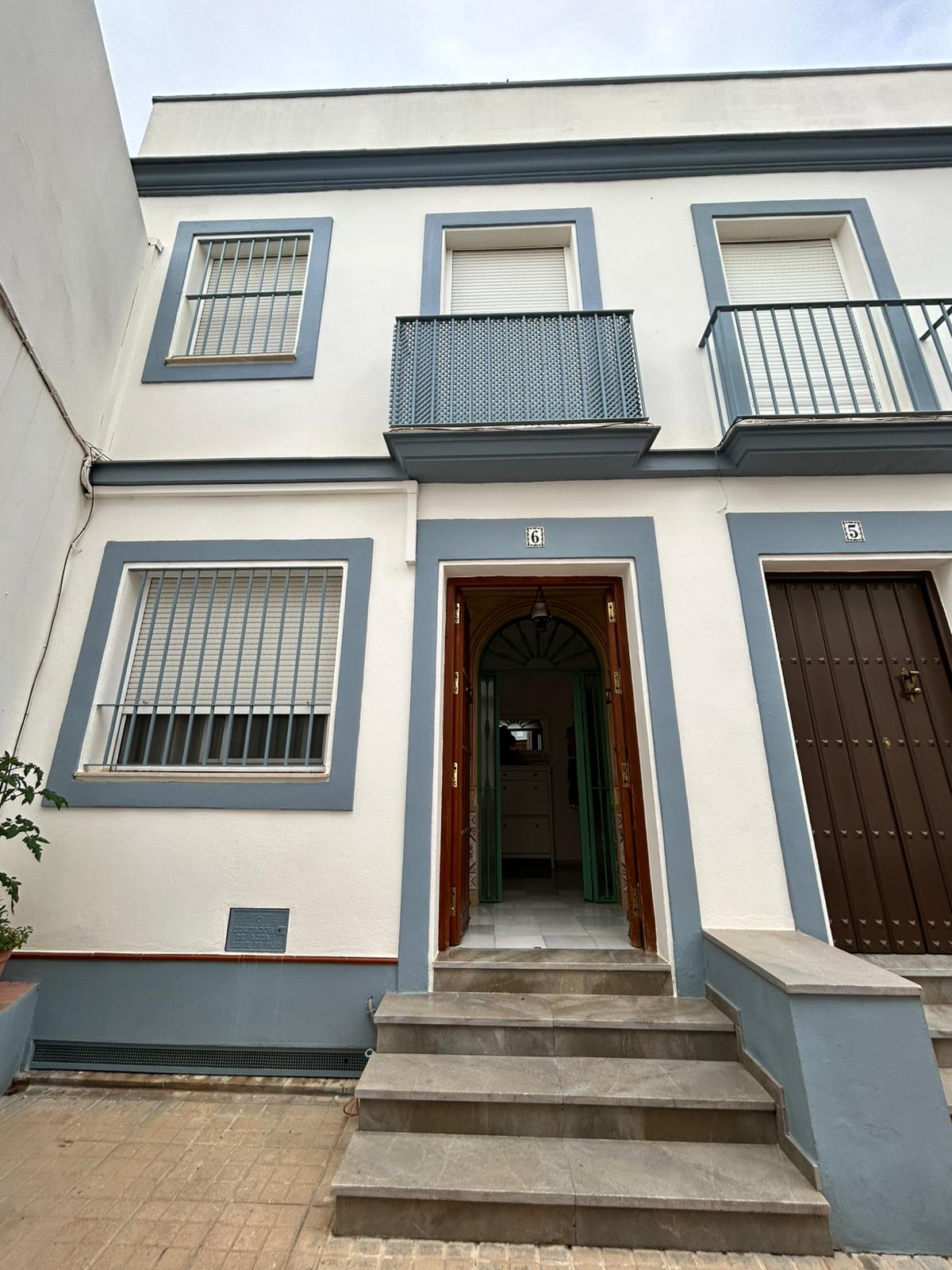 CASA EN BARRIO LA GUITA.