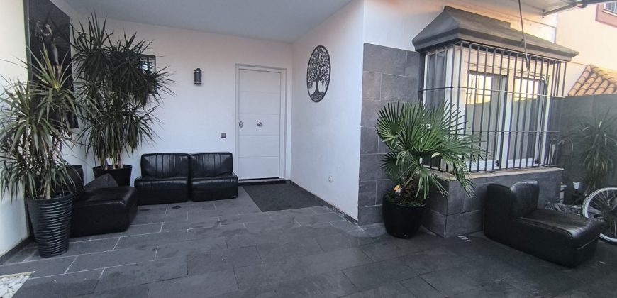 VIVIENDA DE DOS PLANTAS EN MAIRENA DEL ALCOR