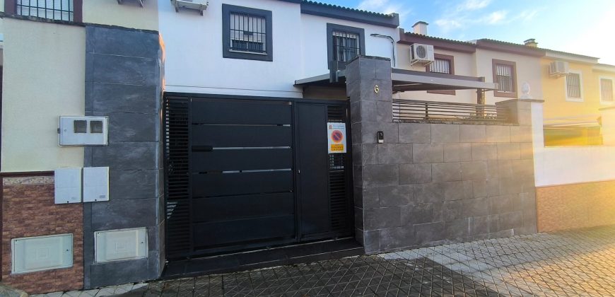 VIVIENDA DE DOS PLANTAS EN MAIRENA DEL ALCOR