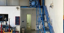 NAVE EN CARRETERA DE CARMONA.