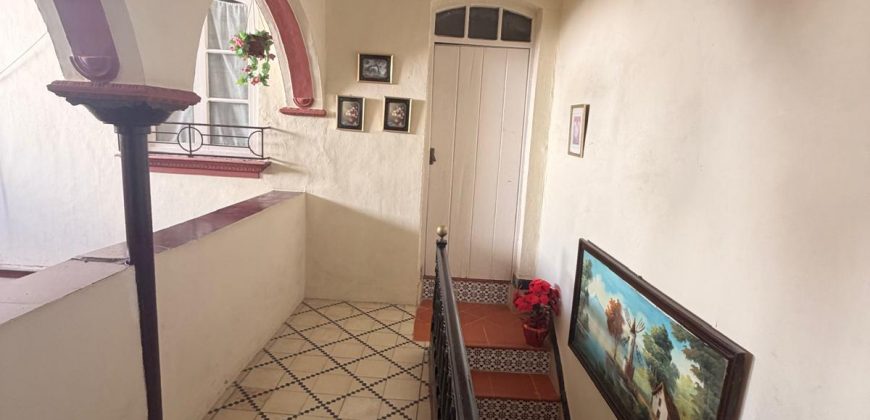 CASA SEÑORIAL EN CALLE ESPIRITU SANTO!