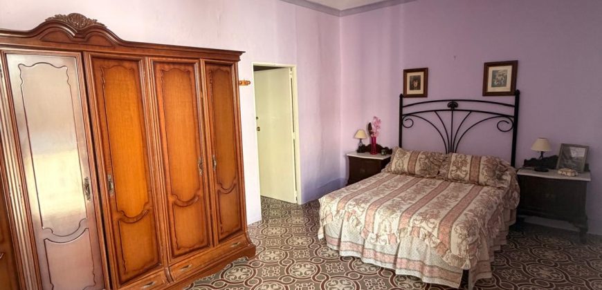 CASA SEÑORIAL EN CALLE ESPIRITU SANTO!