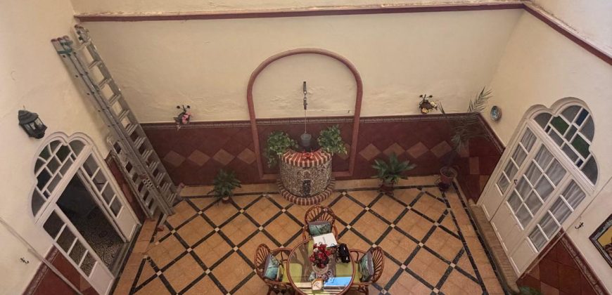 CASA SEÑORIAL EN CALLE ESPIRITU SANTO!