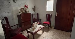 CASA DE DOS PLANTAS CON COCHERA.