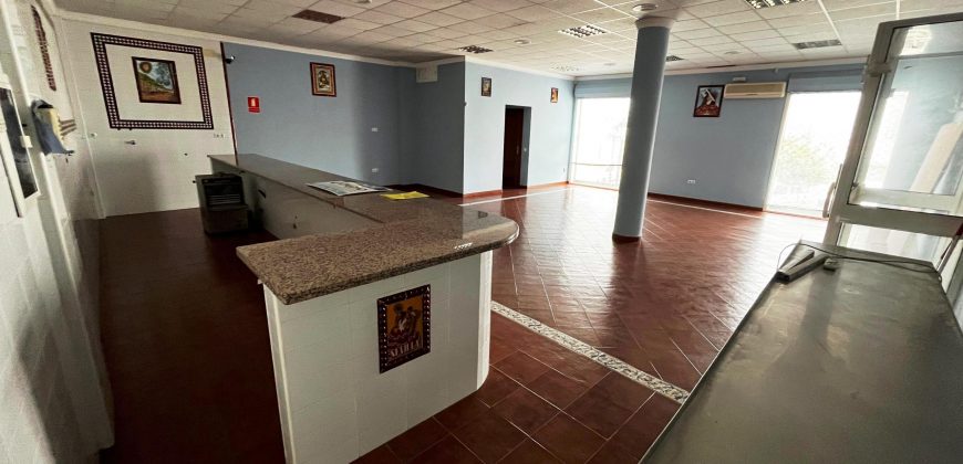 Local comercial con CAMBIO DE USO VIVIENDA – Umbrete