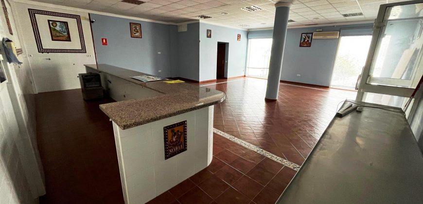 Local comercial con CAMBIO DE USO VIVIENDA – Umbrete