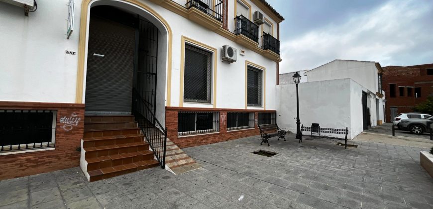 Local comercial con CAMBIO DE USO VIVIENDA – Umbrete