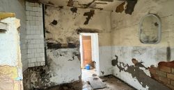 CASA PARA DERRIBO EN EL VISO.