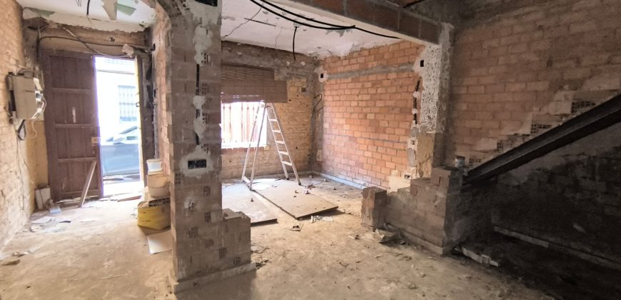 CASA EN VENTA EN MAIRENA DEL ALCOR.