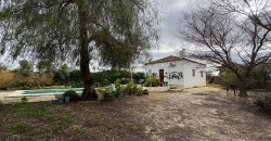 Encantador chalet REBAJADO de una sola planta con huerto y piscina