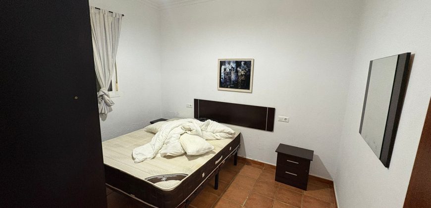 Encantador chalet REBAJADO de una sola planta con huerto y piscina