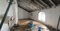 CASA PARA REFORMA INTEGRAL O DERRIBO CON GRAN PATIO EN EL CENTRO DE MAIRENA