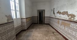 CASA PARA REFORMA INTEGRAL O DERRIBO CON GRAN PATIO EN EL CENTRO DE MAIRENA