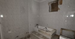 CASA PARA REFORMA INTEGRAL O DERRIBO CON GRAN PATIO EN EL CENTRO DE MAIRENA