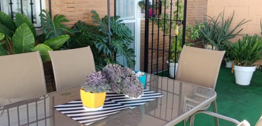 CHALET EN LOS MOLARES