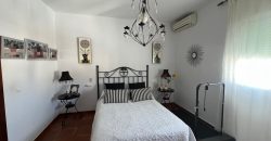 CHALET EN LOS MOLARES