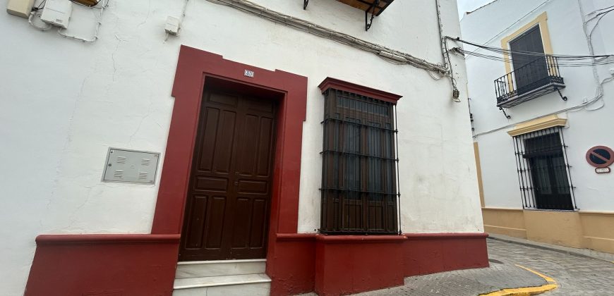 PISO BAJO EN EL CENTRO