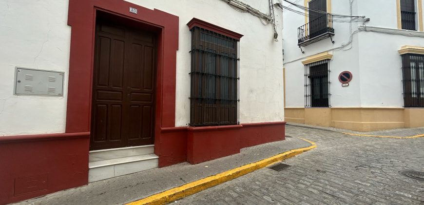 PISO BAJO EN EL CENTRO