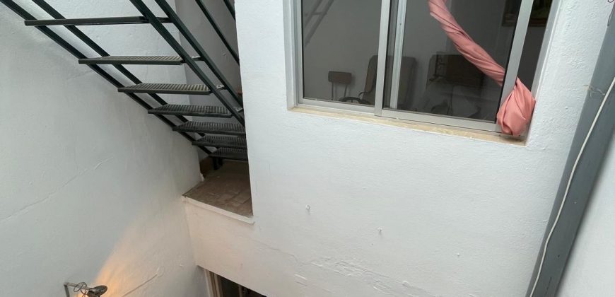 MAGNIFICA CASA EN CALLE CASTELAR