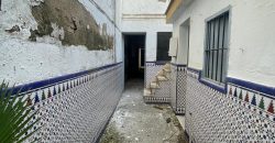 MAGNIFICA VIVIENDA EN CALLE MIRAFLORES