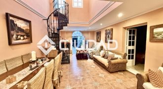 Casa de dos plantas en venta – Zona Campo Fútbol / Mantillo, Lebrija