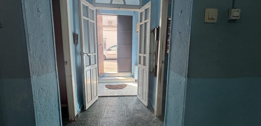 MAGNÍFICA VIVIENDA DE ORIGEN EN VENTA EN BARRIADA MALLORCA, CAMAS