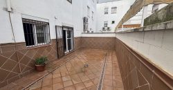 EXCLUSIVO CHALET EN VENTA EN PLENO CORAZÓN DE CAMAS