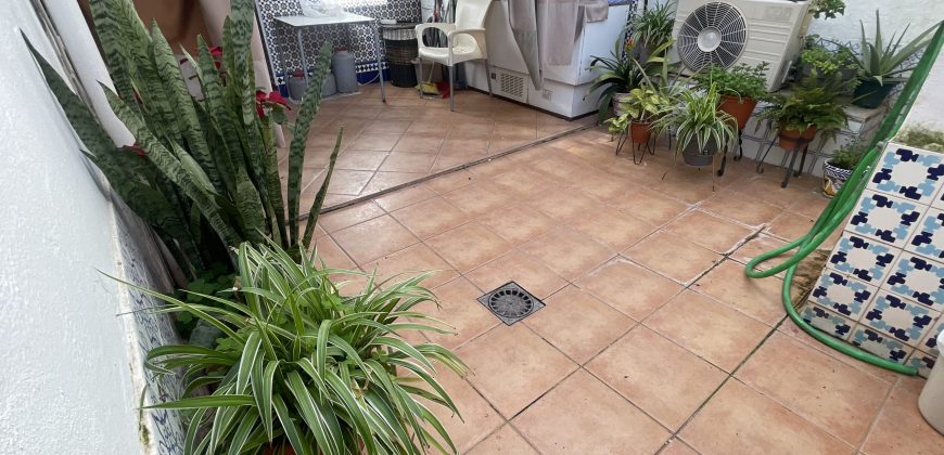 Chalet adosado en venta en Camas