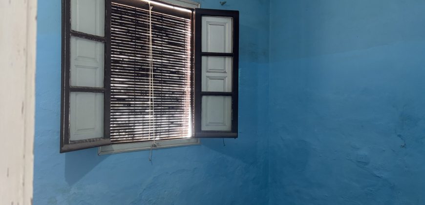 MAGNÍFICA VIVIENDA DE ORIGEN EN VENTA EN BARRIADA MALLORCA, CAMAS