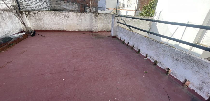 Chalet adosado en venta en Camas