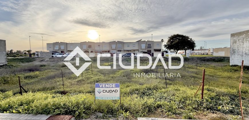 Solar en venta – Zona de Los Tollos, muy demandada para vivienda, ideal para construir tu nueva vivienda o para inversión