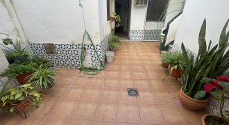 Chalet adosado en venta en Camas