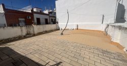 MAGNÍFICA VIVIENDA DE ORIGEN EN VENTA EN BARRIADA MALLORCA, CAMAS