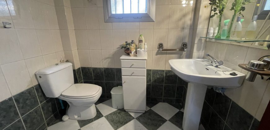 Chalet adosado en venta en Camas