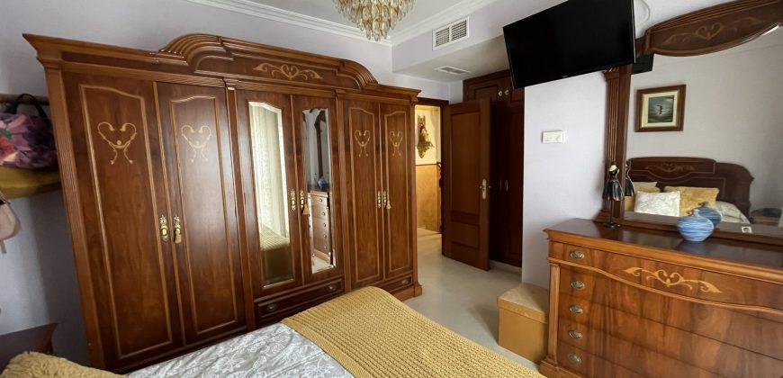 ESPECTACULAR CHALET EN VENTA EN PLENO CORAZÓN DE SANTIPONCE