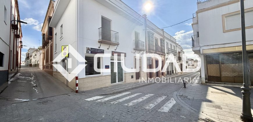 Casa de dos plantas – Zona La Fontanilla, Lebrija