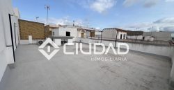 Casa en planta baja en zona tranquila, Bda. del Torres, Lebrija