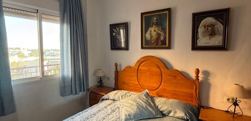 PISO ZONA REGLA- CHIPIONA