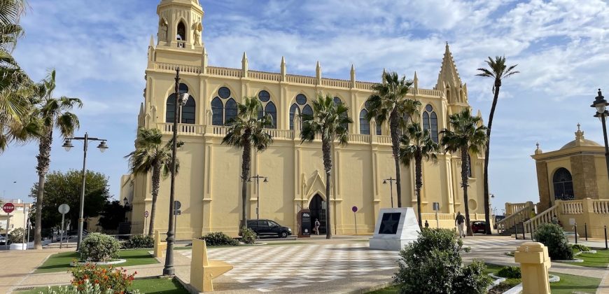 PISO ZONA SANTUARIO- CHIPIONA