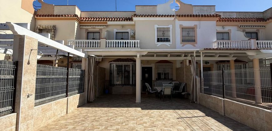 CHALET ZONA LA LAGUNA- CHIPIONA