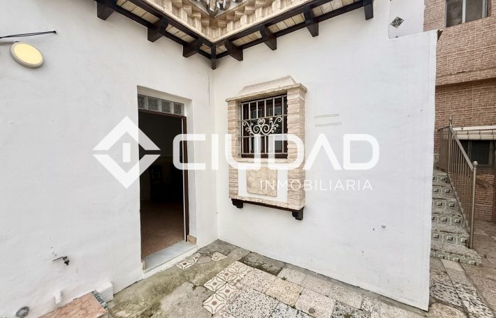 Casa de dos plantas – Zona La Fontanilla, Lebrija