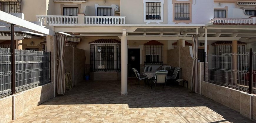 CHALET ZONA LA LAGUNA- CHIPIONA