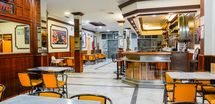 ESPECTACULAR LOCAL EN VENTA EN PLENO CORAZÓN DE CAMAS