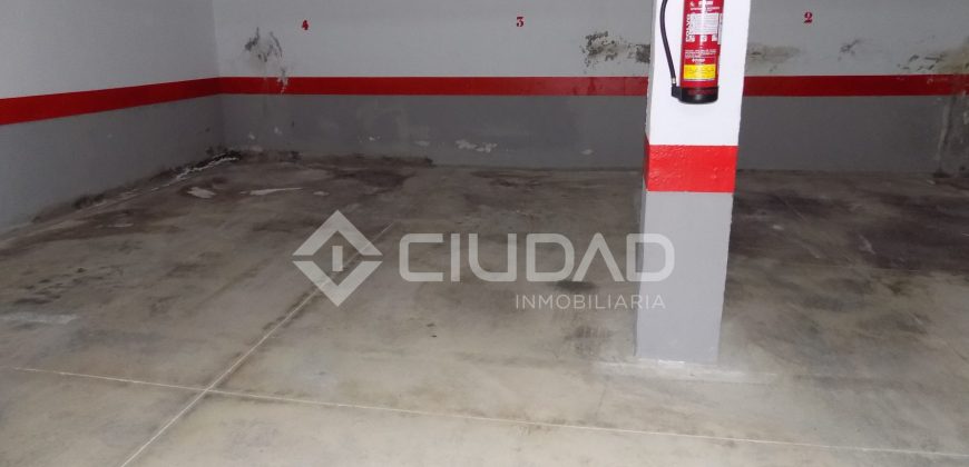 Garaje C/ Nao Santiago (Junto Av. V Centenario)