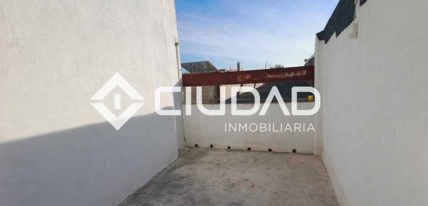 Casa de 2 plantas en el centro de El Cuervo (Sevilla)