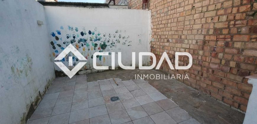 Casa de 2 plantas en el centro de El Cuervo (Sevilla)