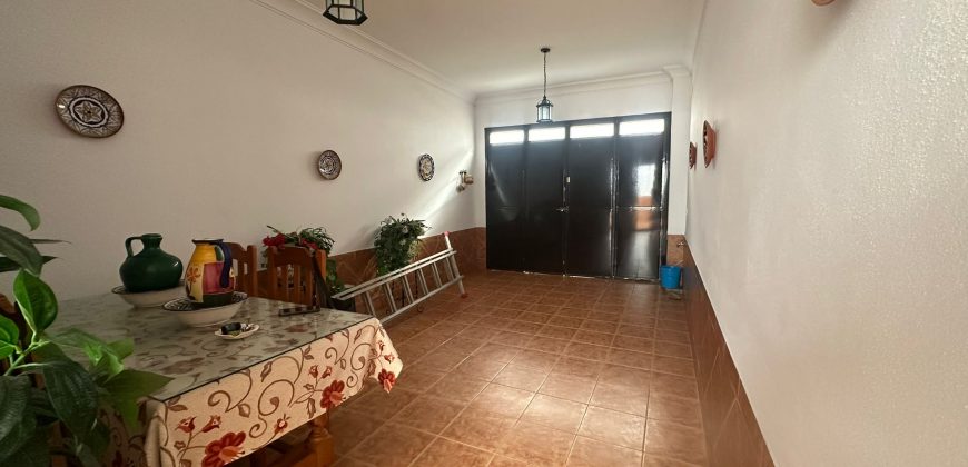 CASA PARA ENTRAR A VIVIR EN FUENTES DE ANDALUCÍA